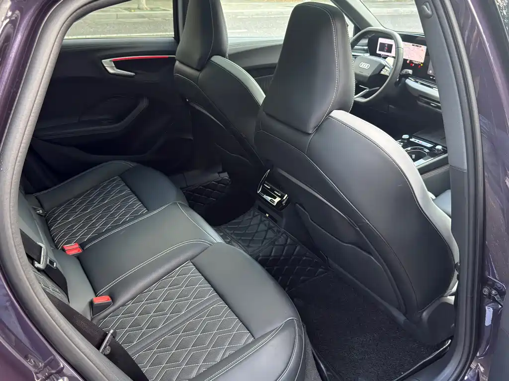 Audi A5L — миниатюра 18