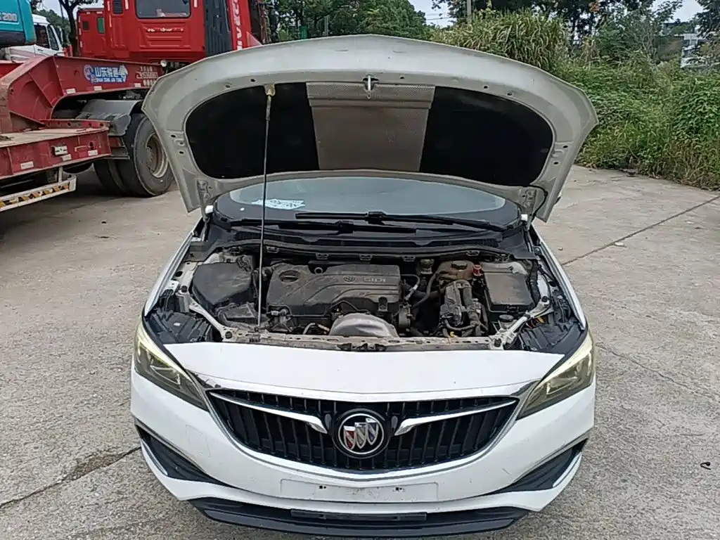 Buick Verano — миниатюра 20