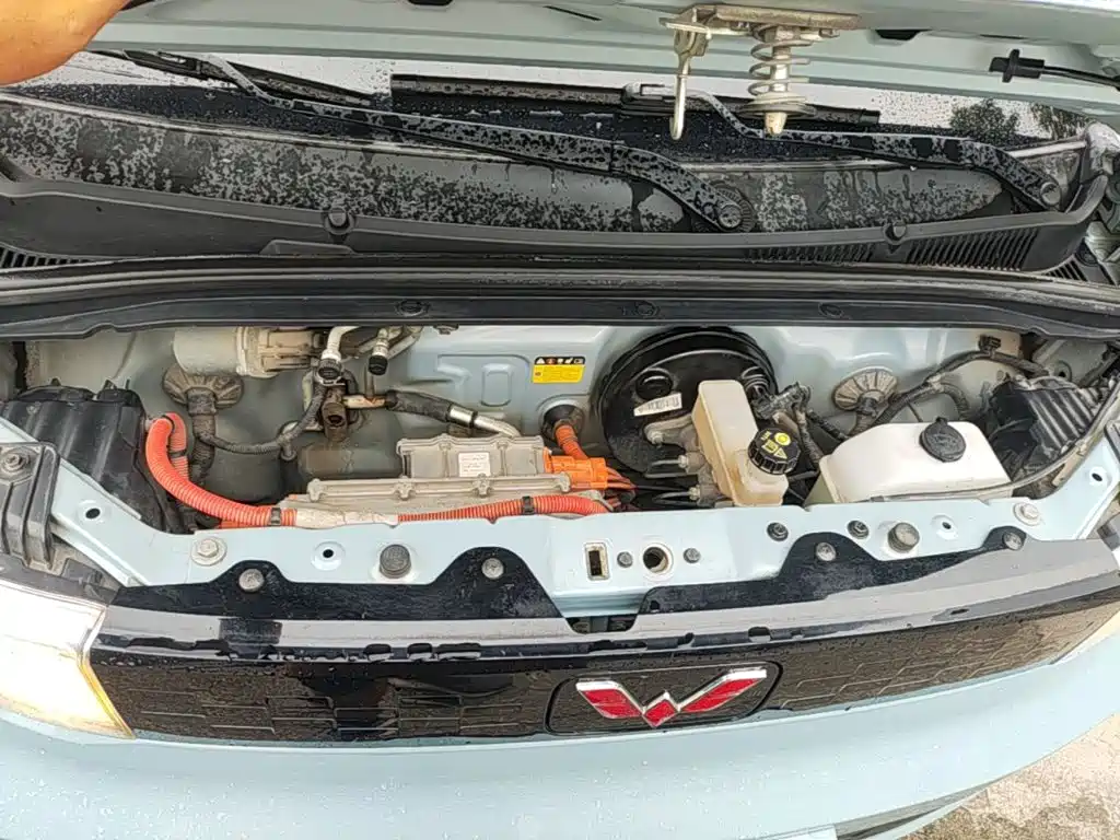 Wuling MINIEV — миниатюра 20