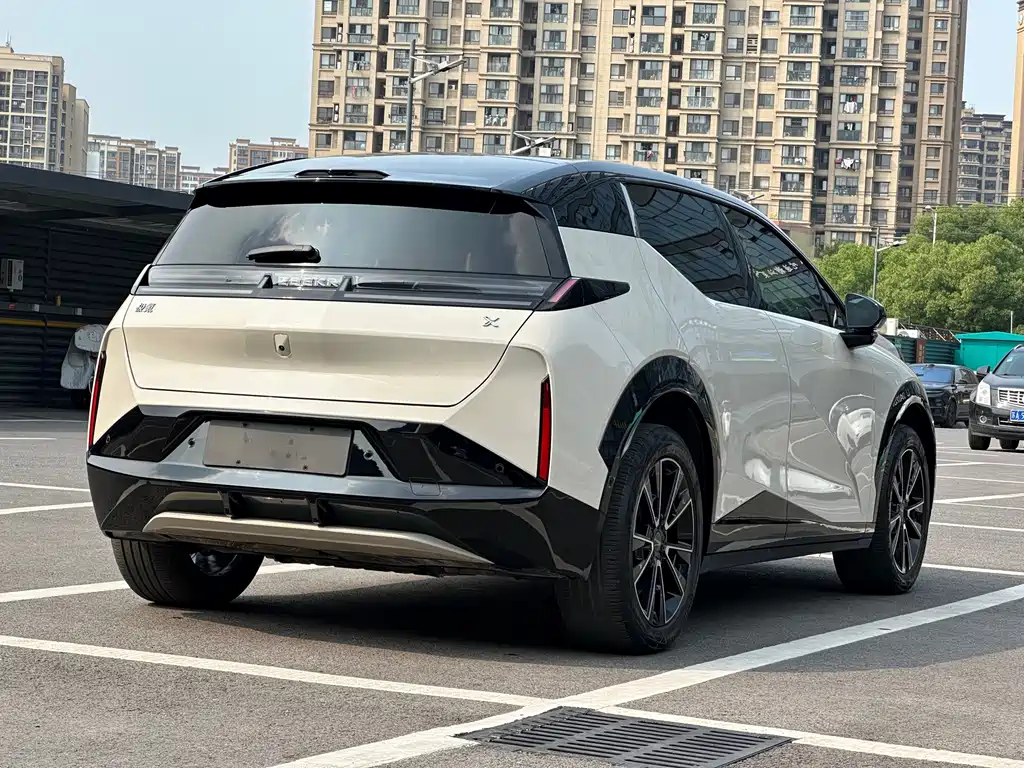 Zeekr X 2023 ME 5 мест