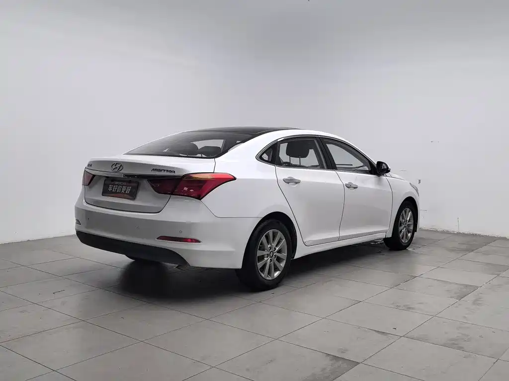 Hyundai Mistra — миниатюра 2