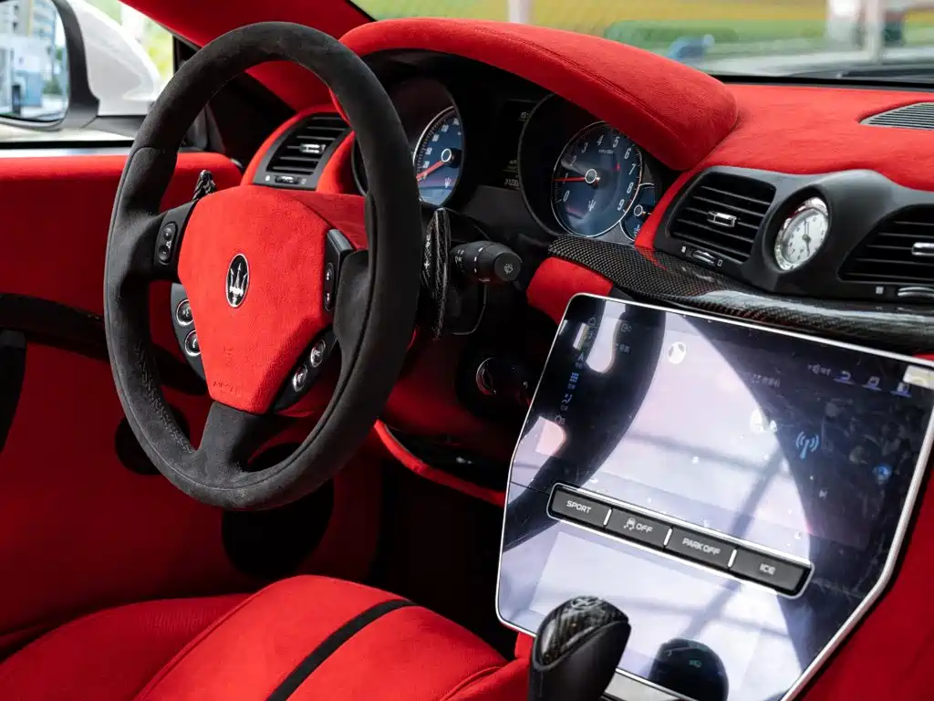 Maserati GranTurismo — миниатюра 10