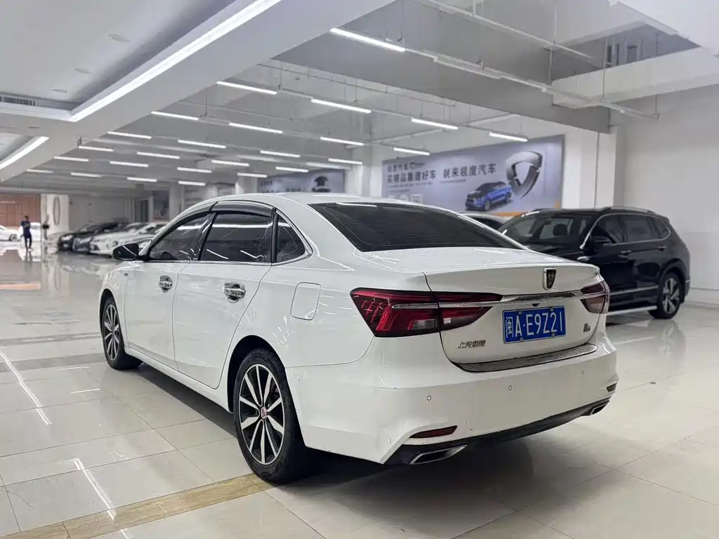 Roewe i6 Classic — миниатюра 6