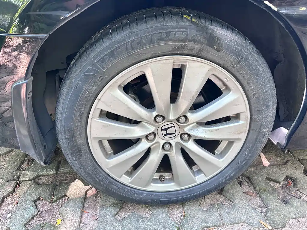 Honda Accord — миниатюра 6