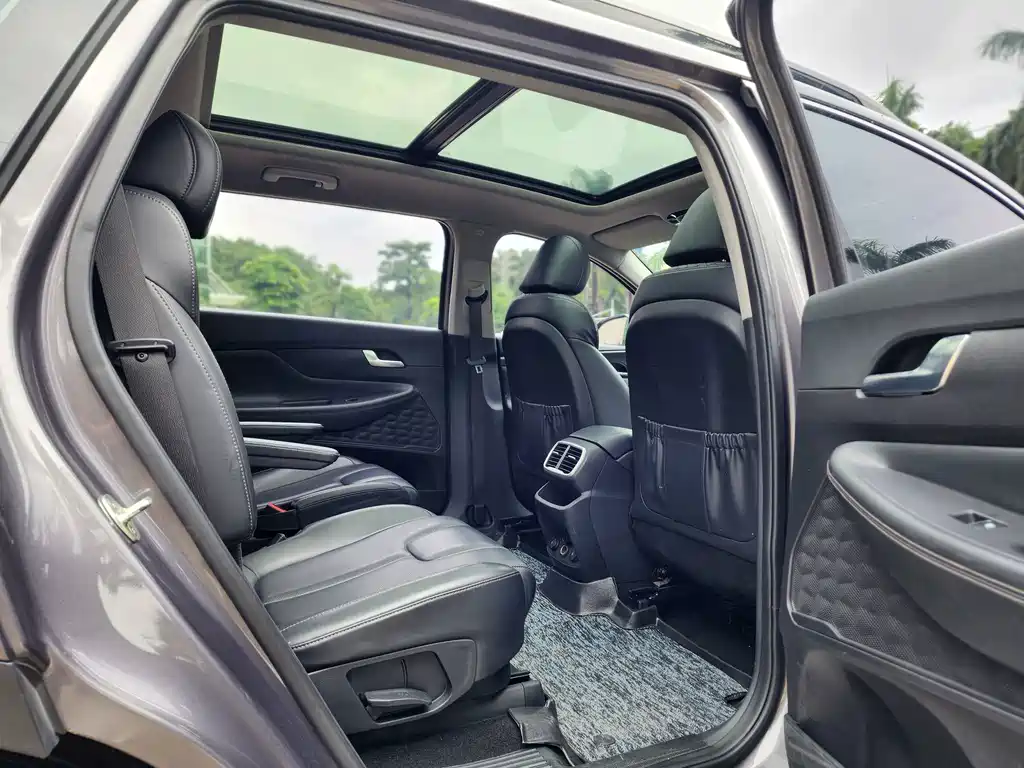 Hyundai Santa Fe — миниатюра 10