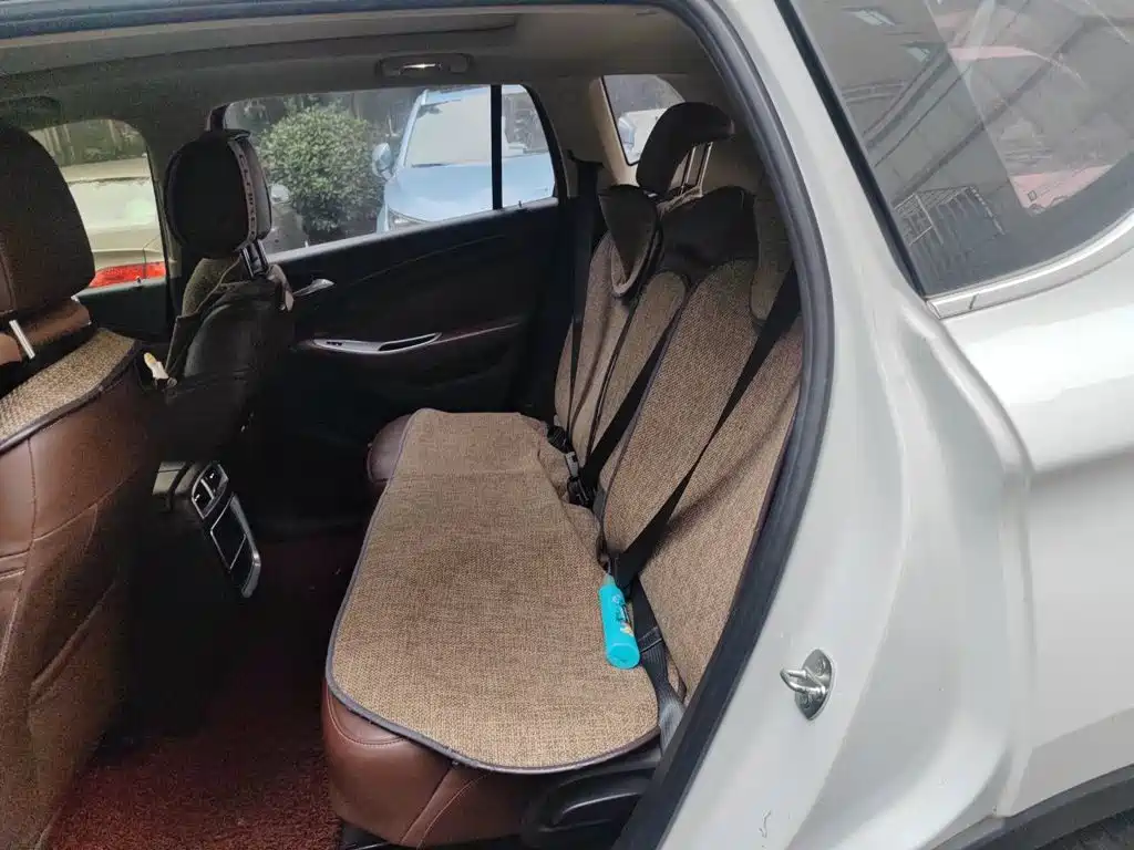 Buick Envision Plus — миниатюра 14