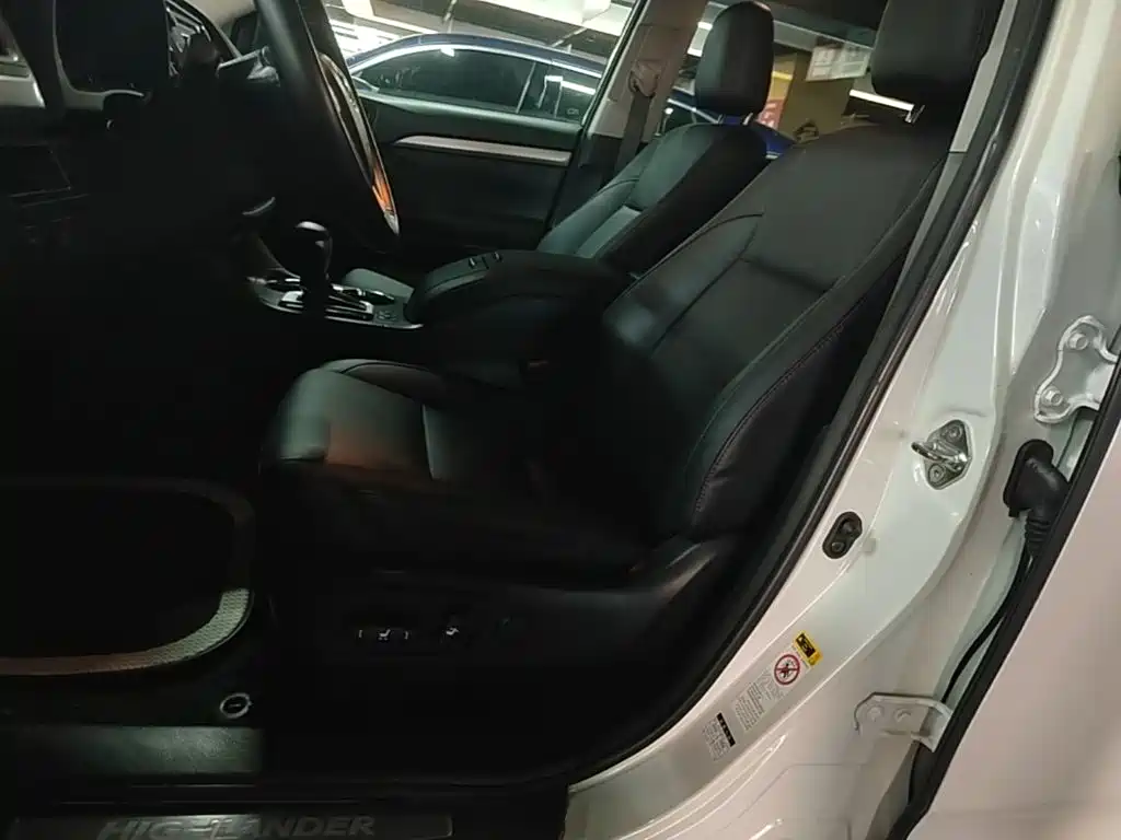 Toyota Highlander — миниатюра 15