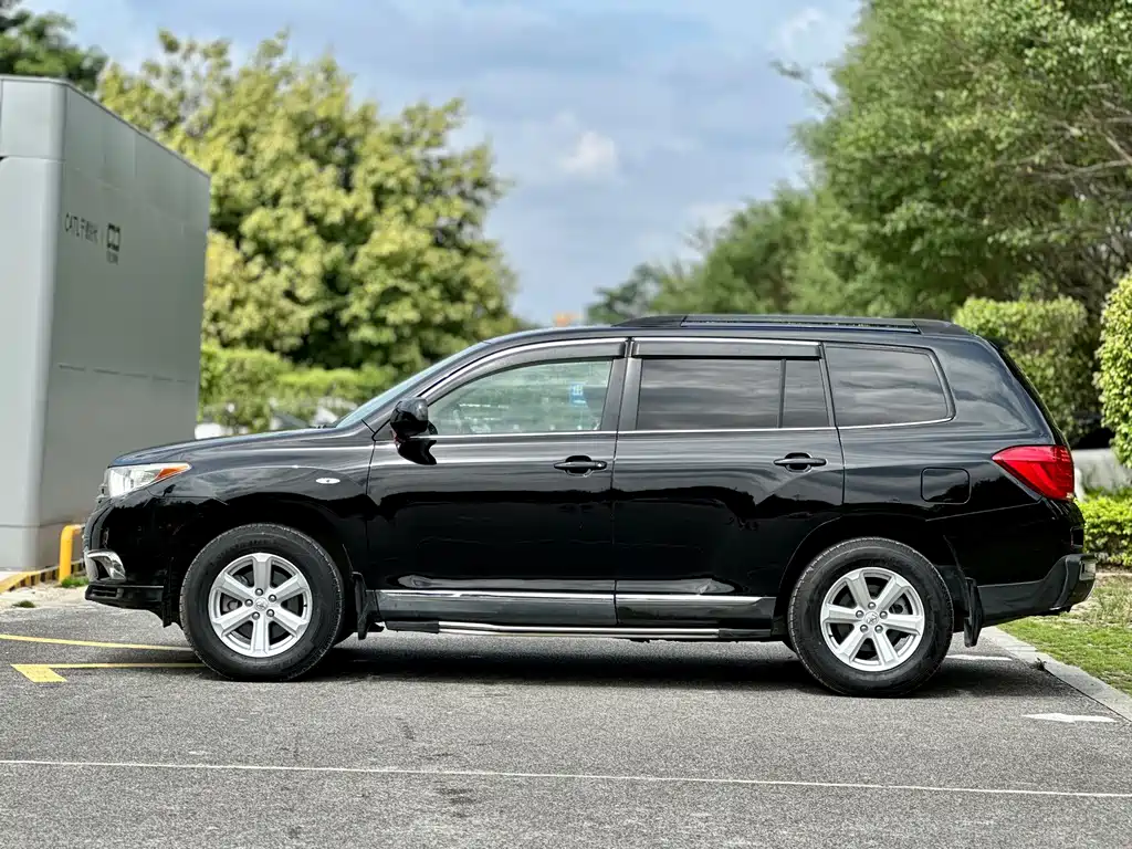 Toyota Highlander — миниатюра 5