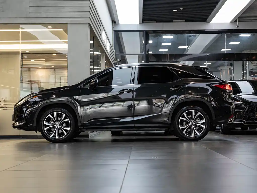 Lexus RX — миниатюра 4