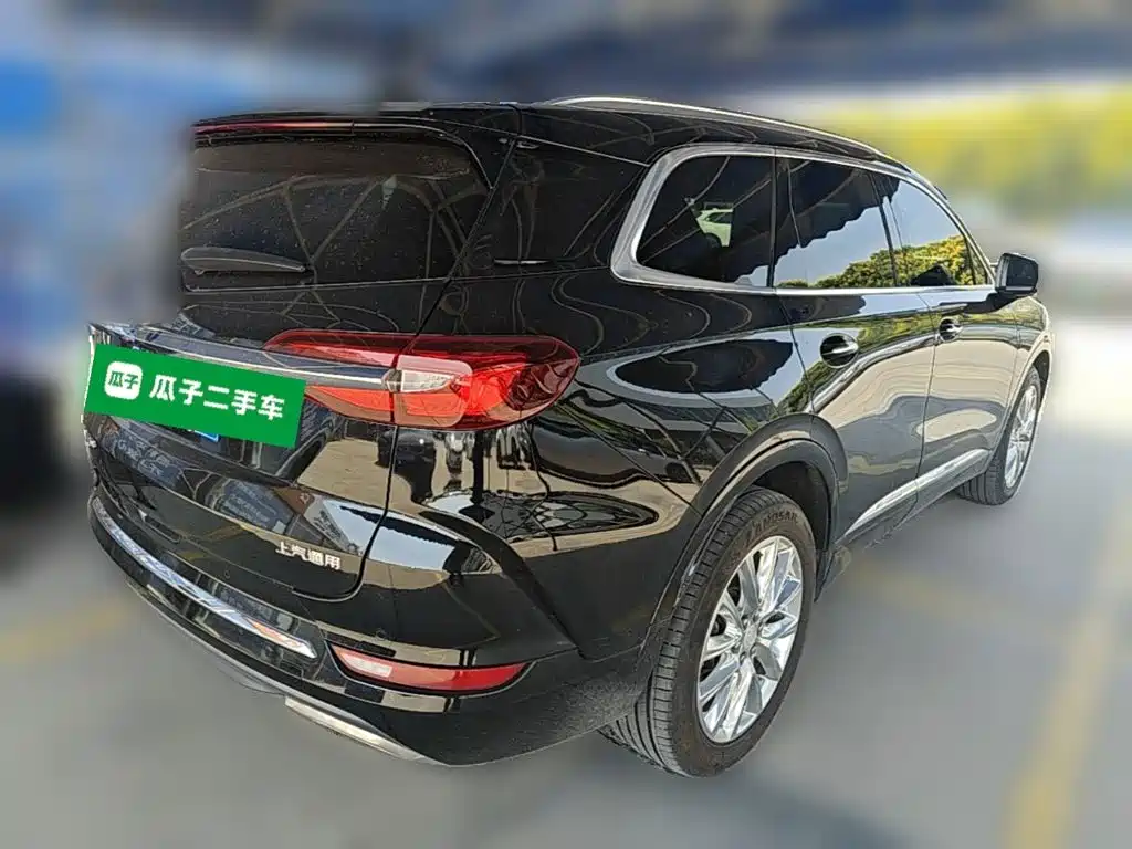 Buick Enclave — миниатюра 10