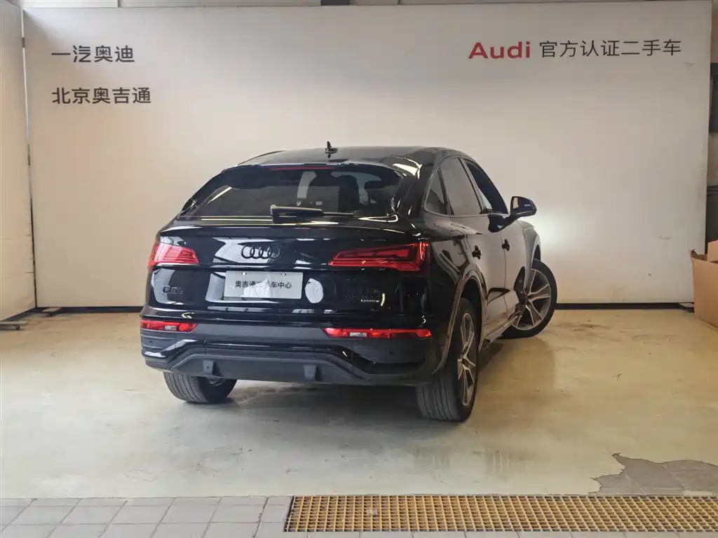 Audi Q5L Sportback — миниатюра 5