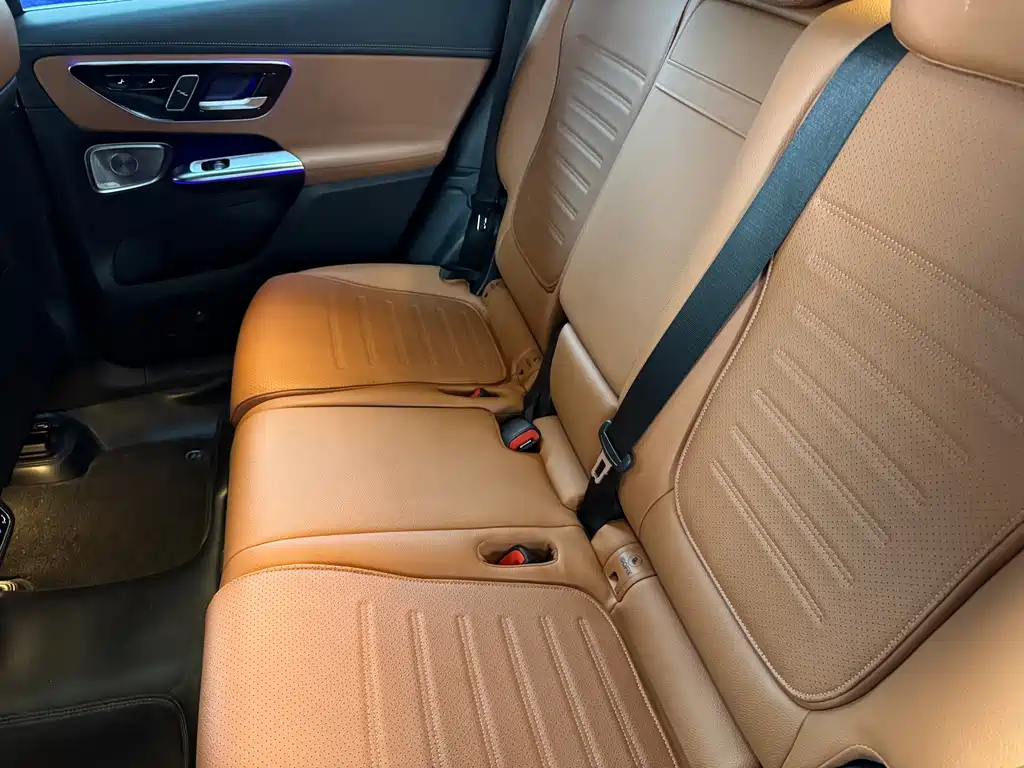 Mercedes-Benz GLC — миниатюра 18