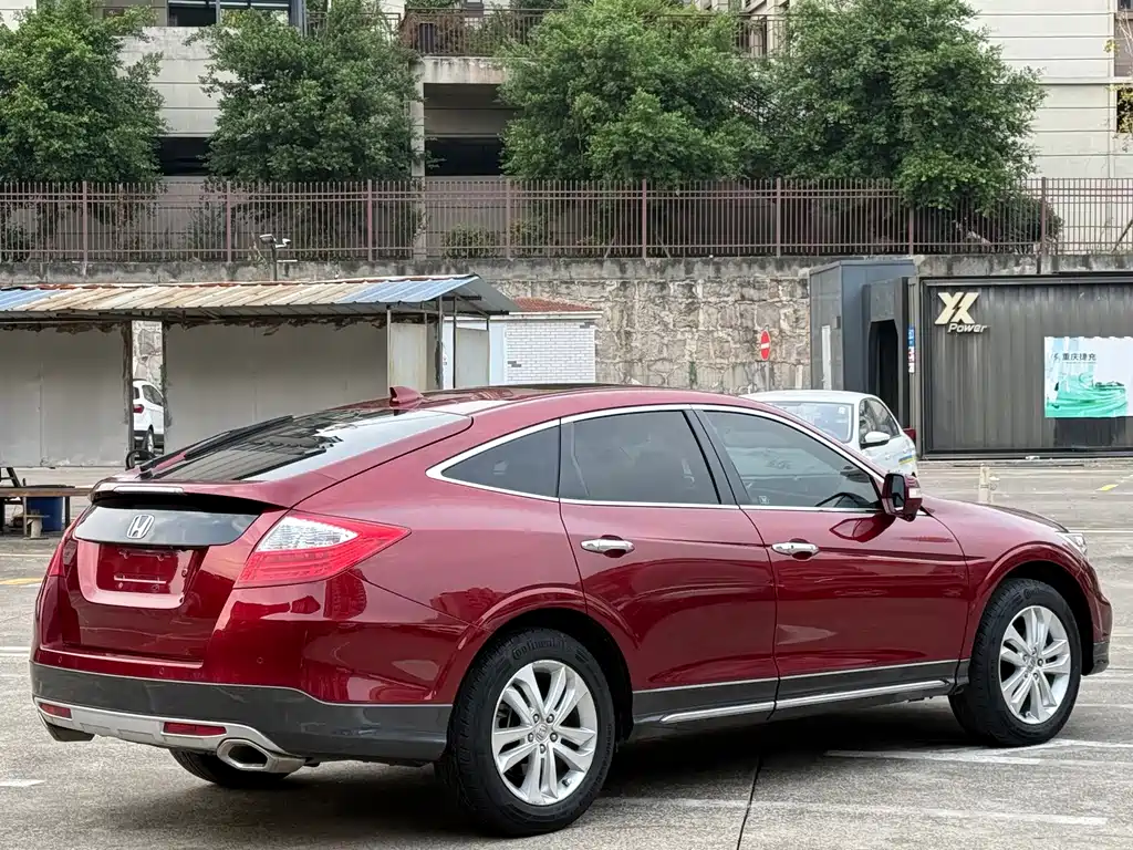 Honda Crosstour — миниатюра 4