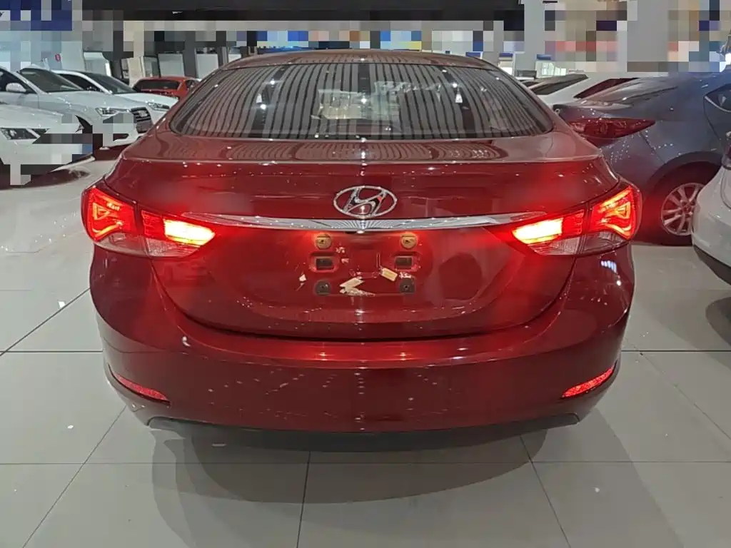Hyundai Elantra Langdong — миниатюра 6