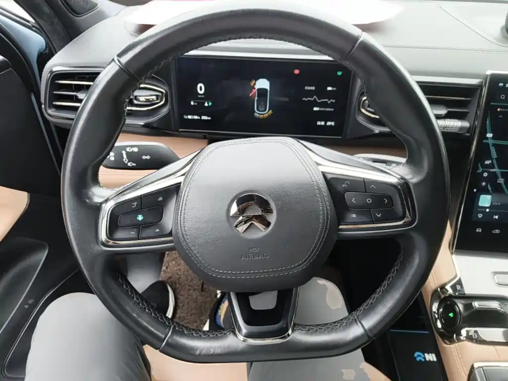 NIO ES6 — миниатюра 11