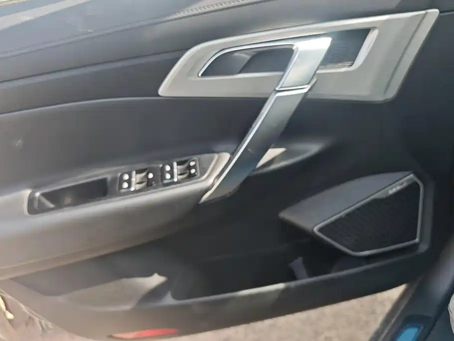 Geely Boyue — миниатюра 7