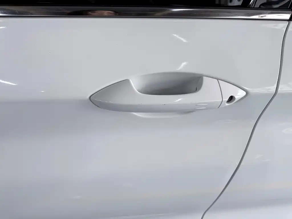 Geely Binyue — миниатюра 5