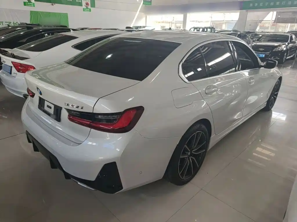 BMW 3 Series — миниатюра 7