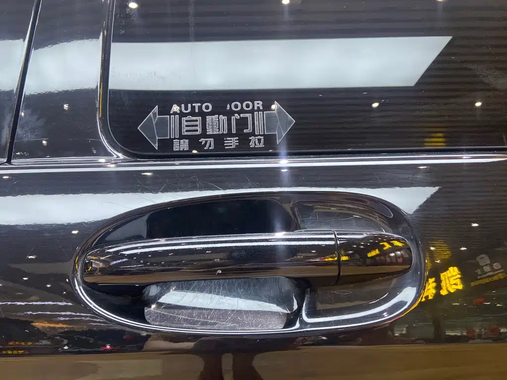 Mercedes-Benz 奔驰V级(进口) — миниатюра 34
