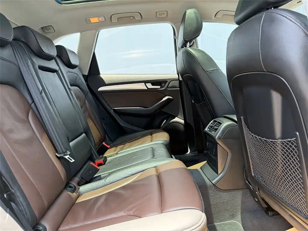 Audi Q5 40 TFSI Tech Type, фото 7