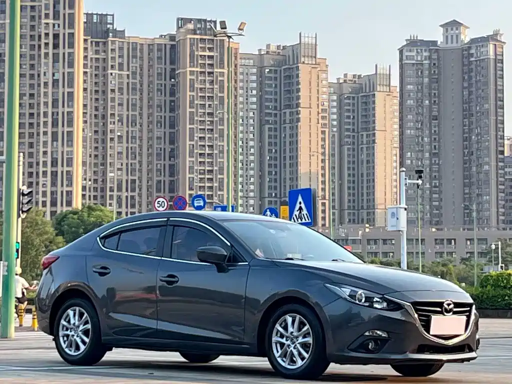 Mazda 3 Axela — миниатюра 3