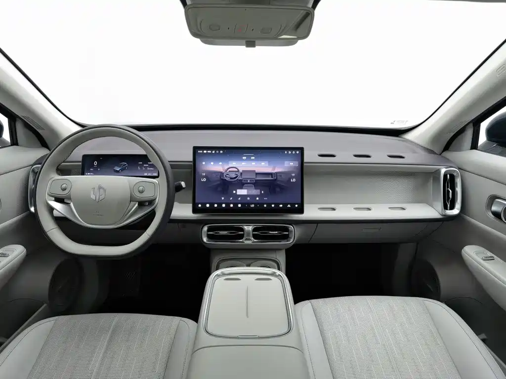 Leapmotor Leapmotor B10 — миниатюра 5