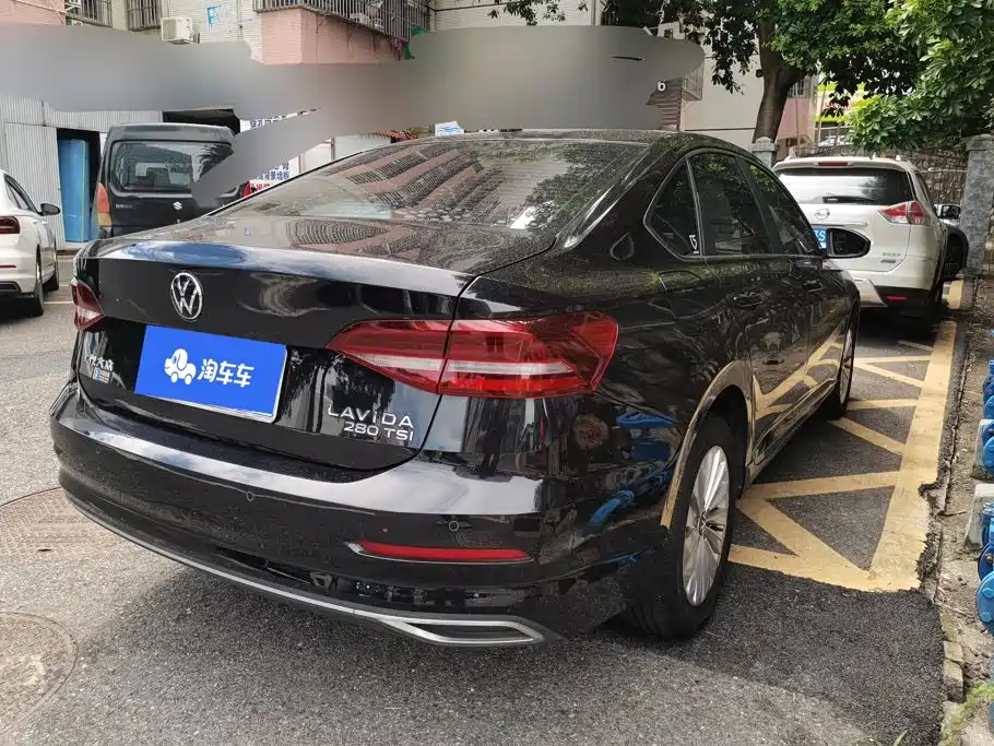 Volkswagen Lavida — миниатюра 2