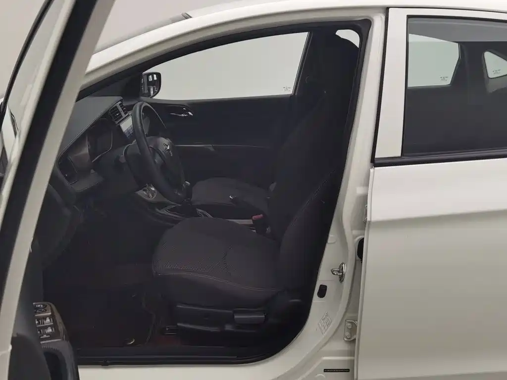 Haima Haima M3 — миниатюра 10