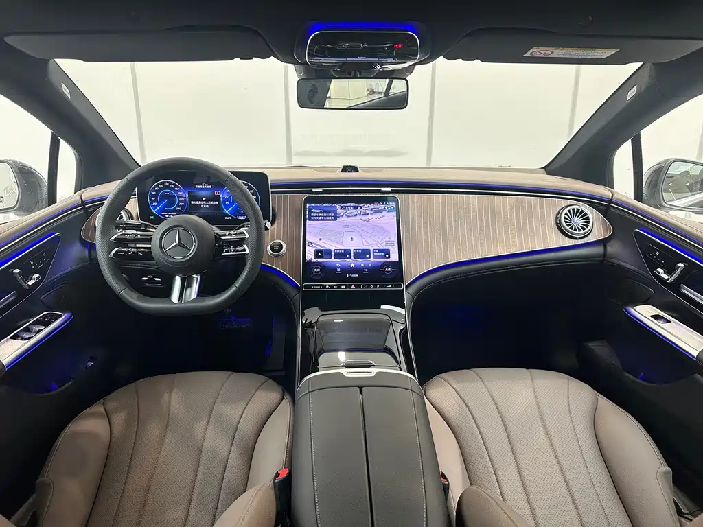 Mercedes-Benz EQE — миниатюра 10