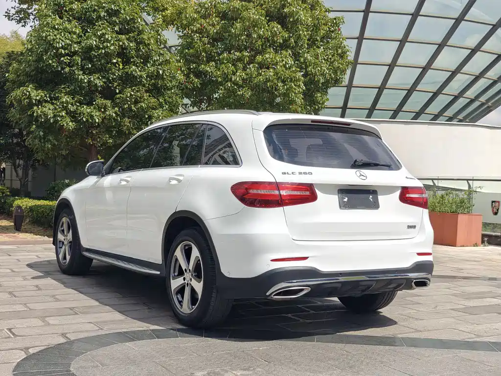 Mercedes-Benz GLC — миниатюра 16