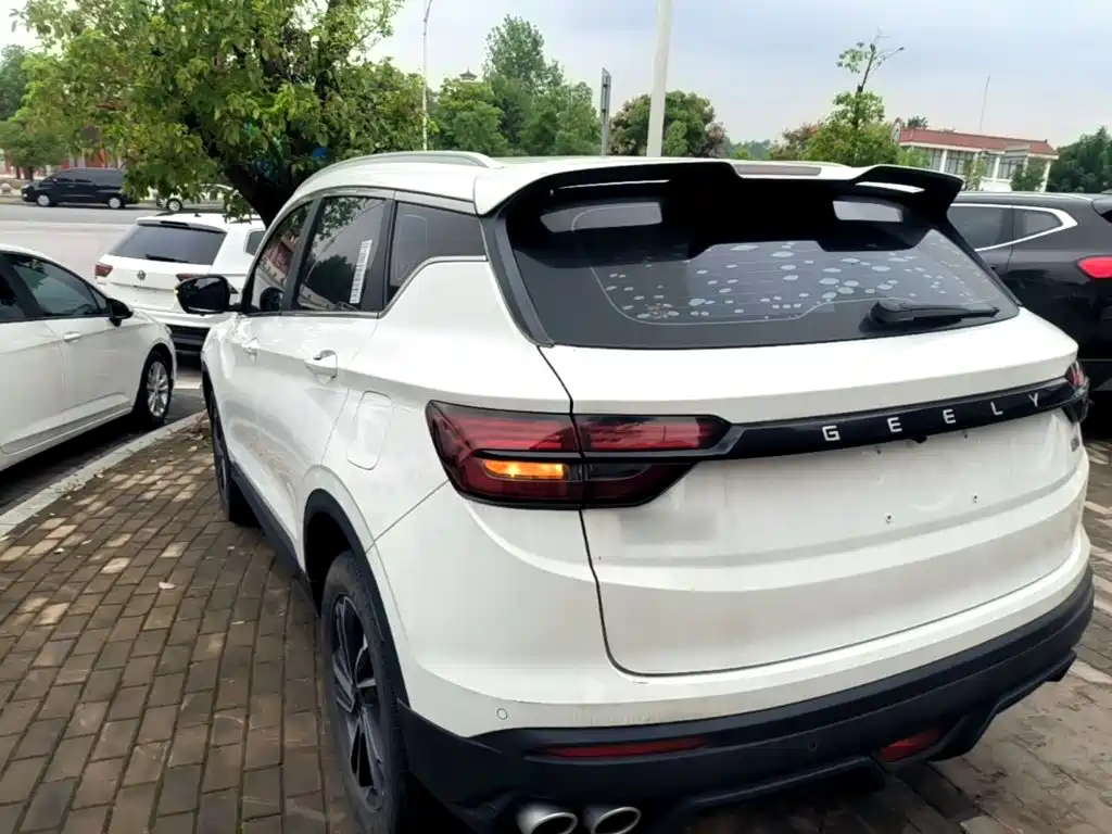 Geely Binyue — миниатюра 5