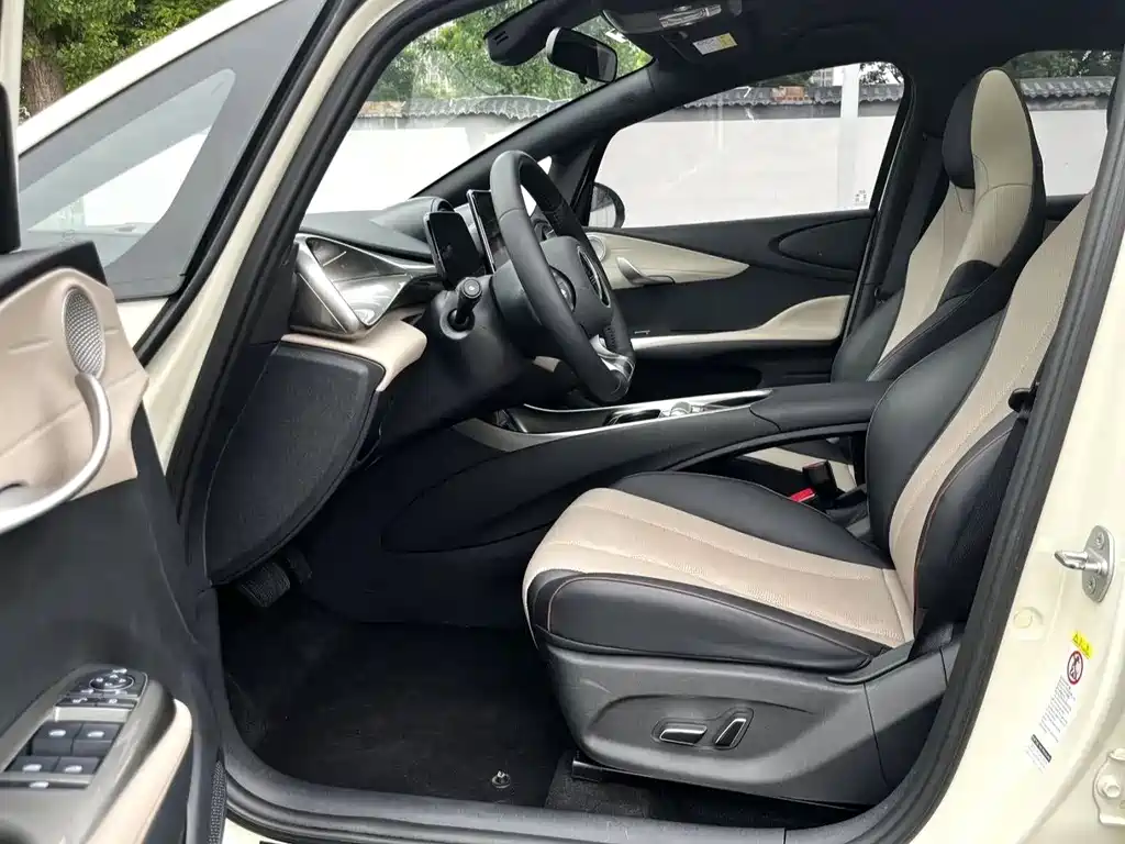 BYD Dolphin 2023 420km Freedom