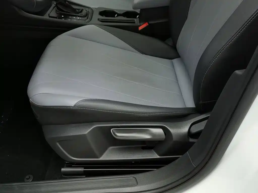 Volkswagen Lavida — миниатюра 20