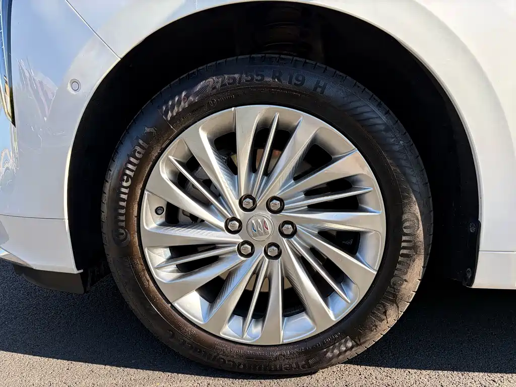 Buick Century — миниатюра 4
