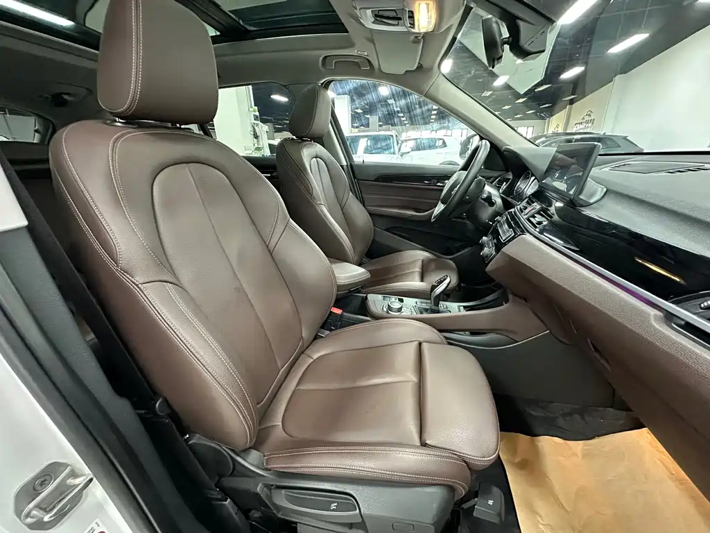 BMW X1 — миниатюра 14