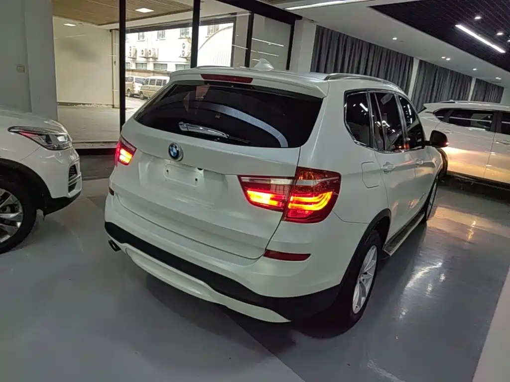 BMW X3 (Import) — миниатюра 7