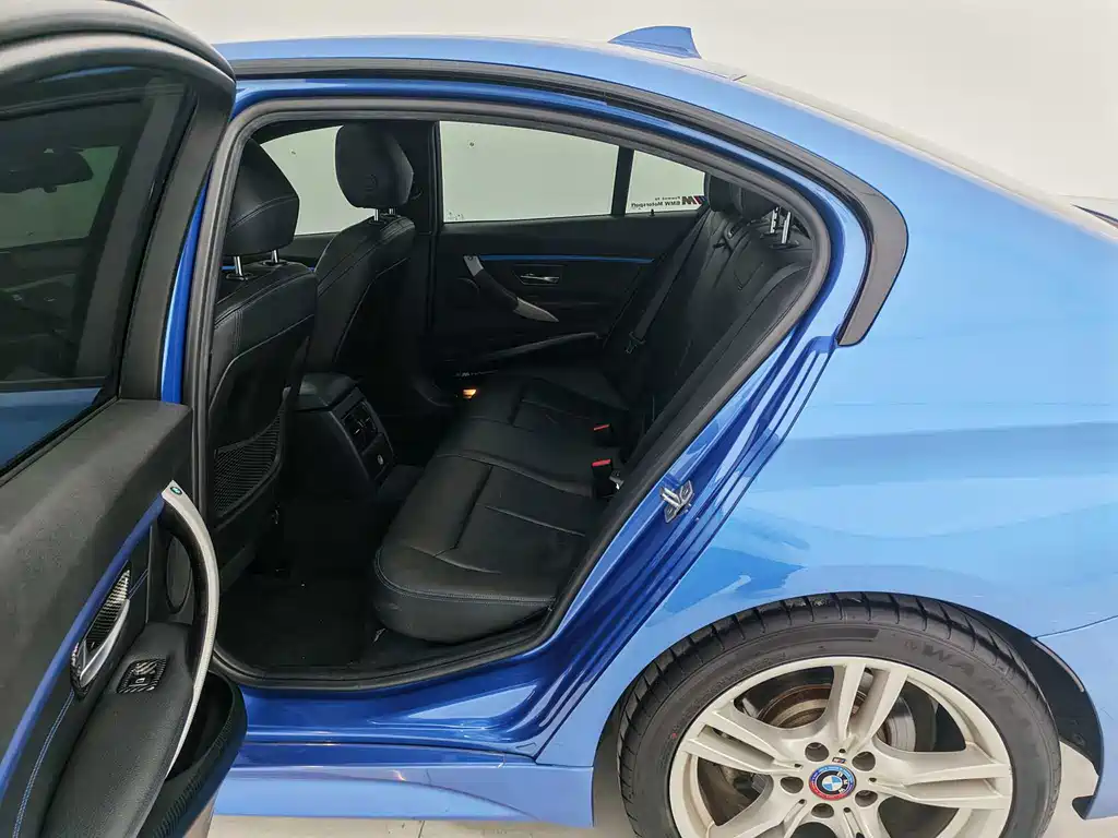 BMW 3 Series — миниатюра 10