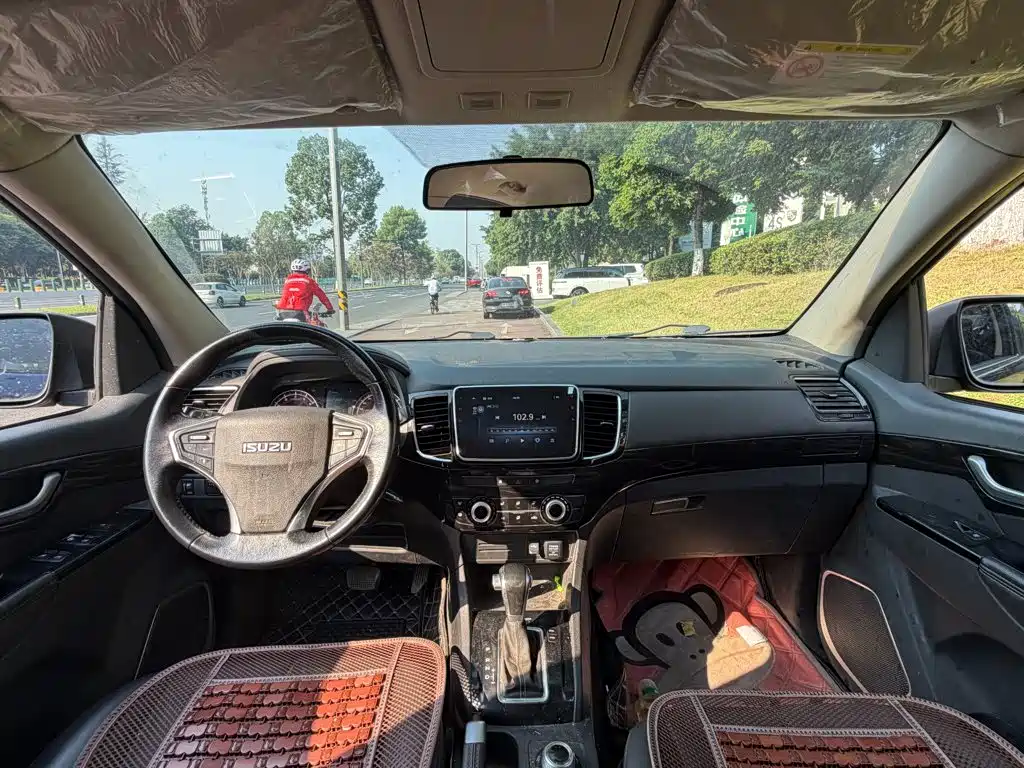 Isuzu Lingtuo — миниатюра 13
