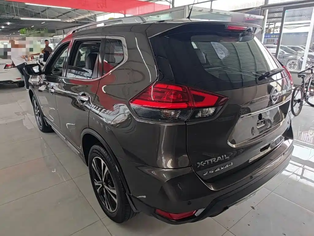 Nissan X-Trail — миниатюра 5