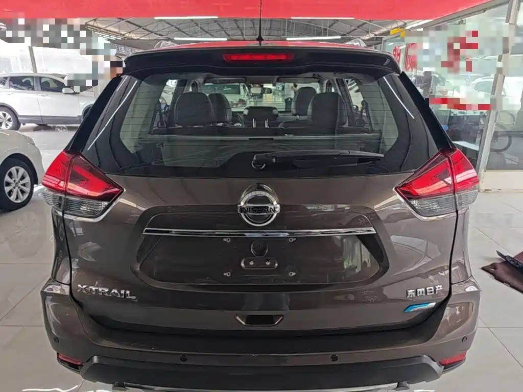 Nissan X-Trail — миниатюра 6