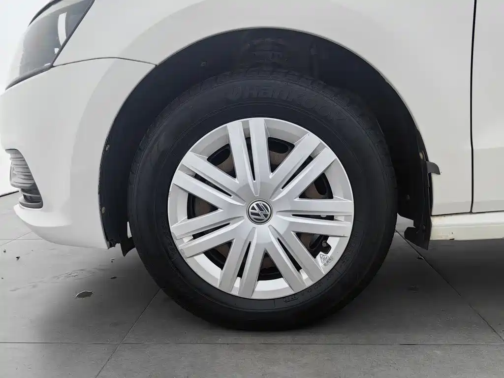Volkswagen Polo — миниатюра 17