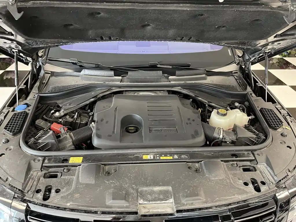 Land Rover Range Rover — миниатюра 12