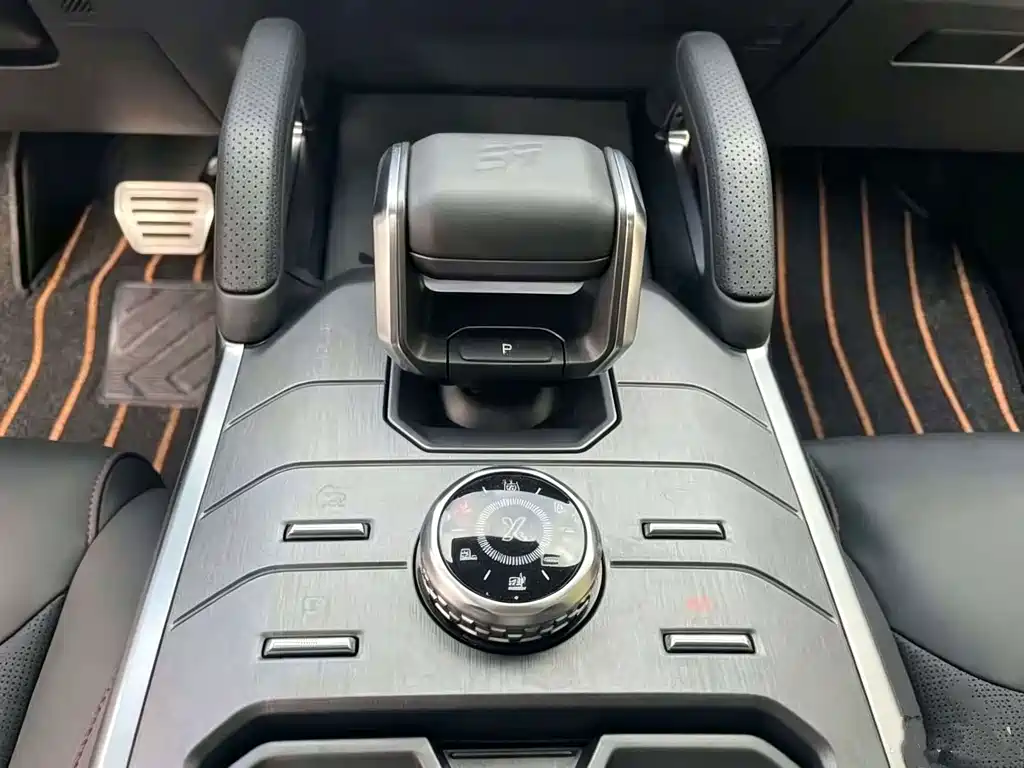 Jetour Traveller — миниатюра 12