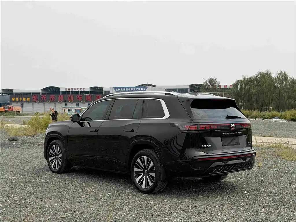 Volkswagen Teramont — миниатюра 6