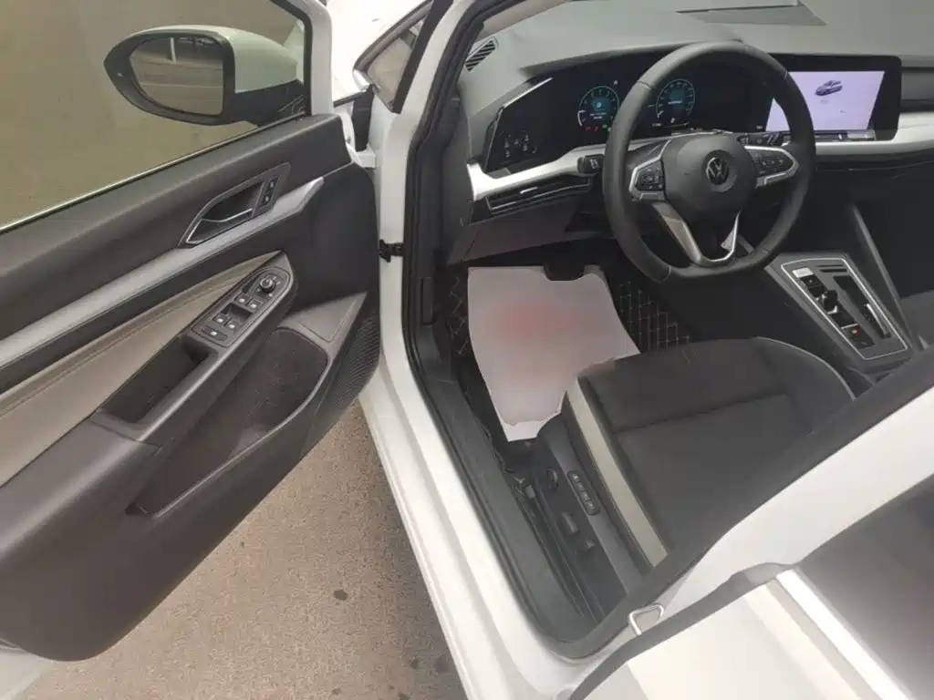 Volkswagen Golf — миниатюра 16