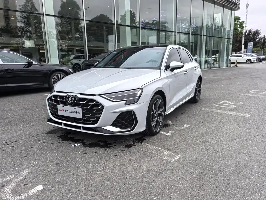 Купить Audi A3