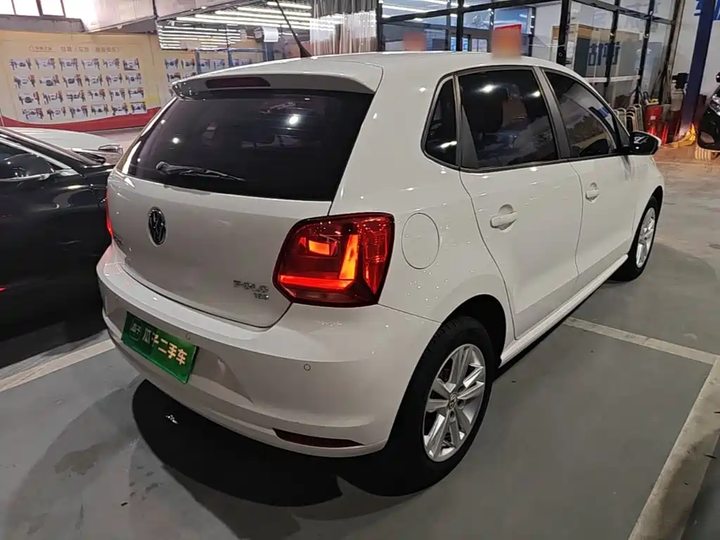 Volkswagen Polo — миниатюра 7