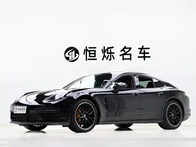 PORSCHE PANAMERA 2022