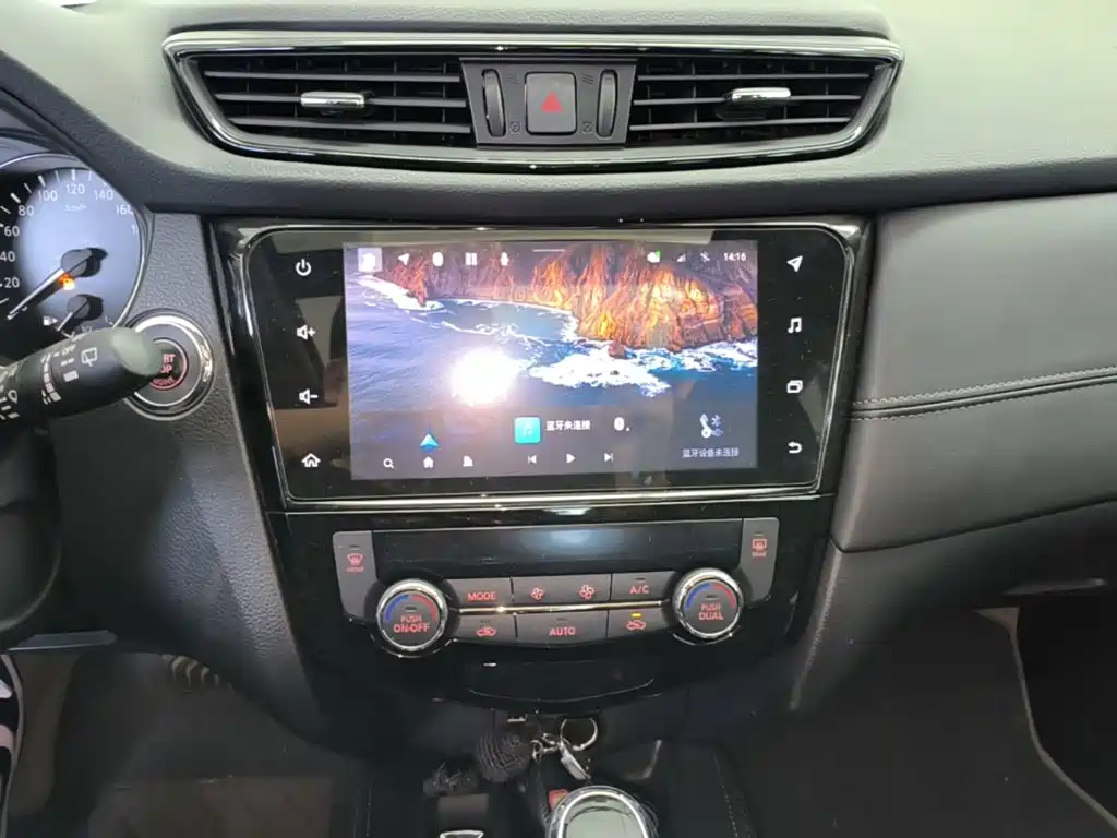 Nissan X-Trail — миниатюра 13