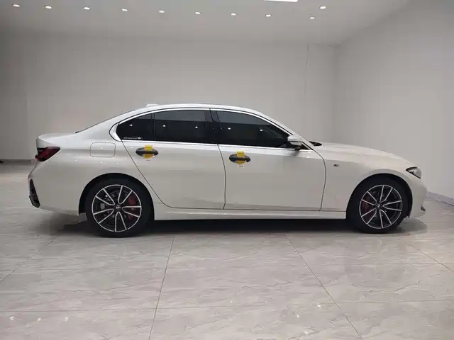 BMW 3 Series — миниатюра 7
